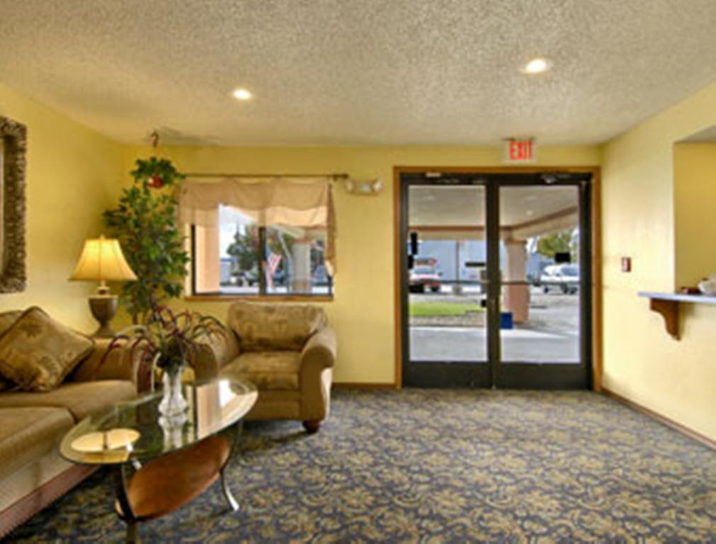 Super 8 By Wyndham Willows Interieur foto
